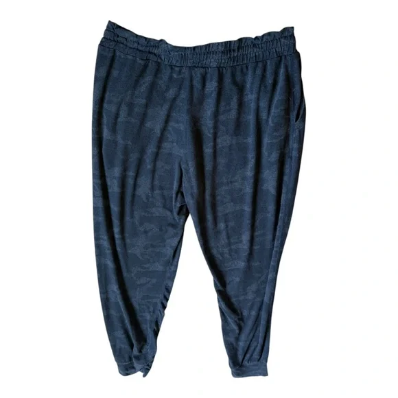 Vuori Weekend Joggers Dark Camo DreamKnit Fabric Sz M VW303 - Picture 2 of 4